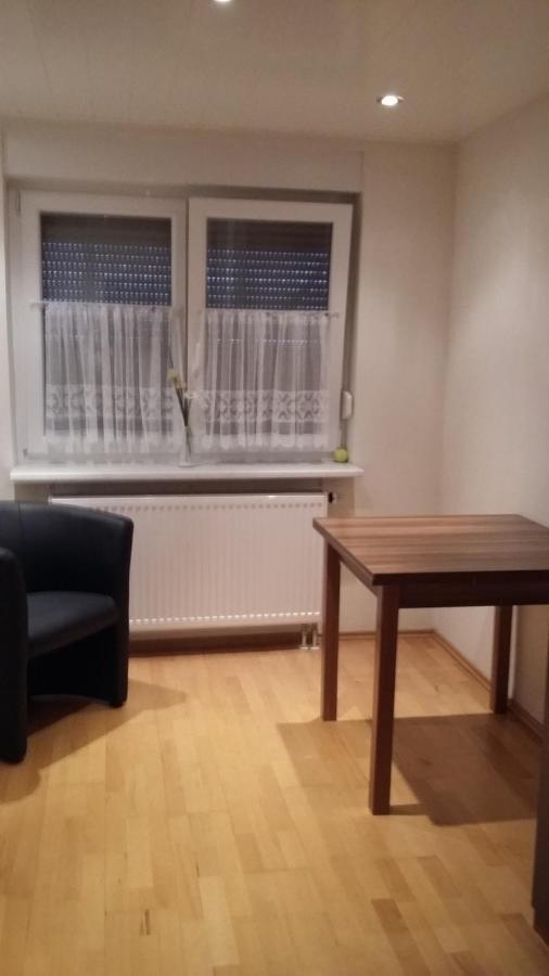 Zimmervermietung Iris Und Erich Pfungstadt Bagian luar foto